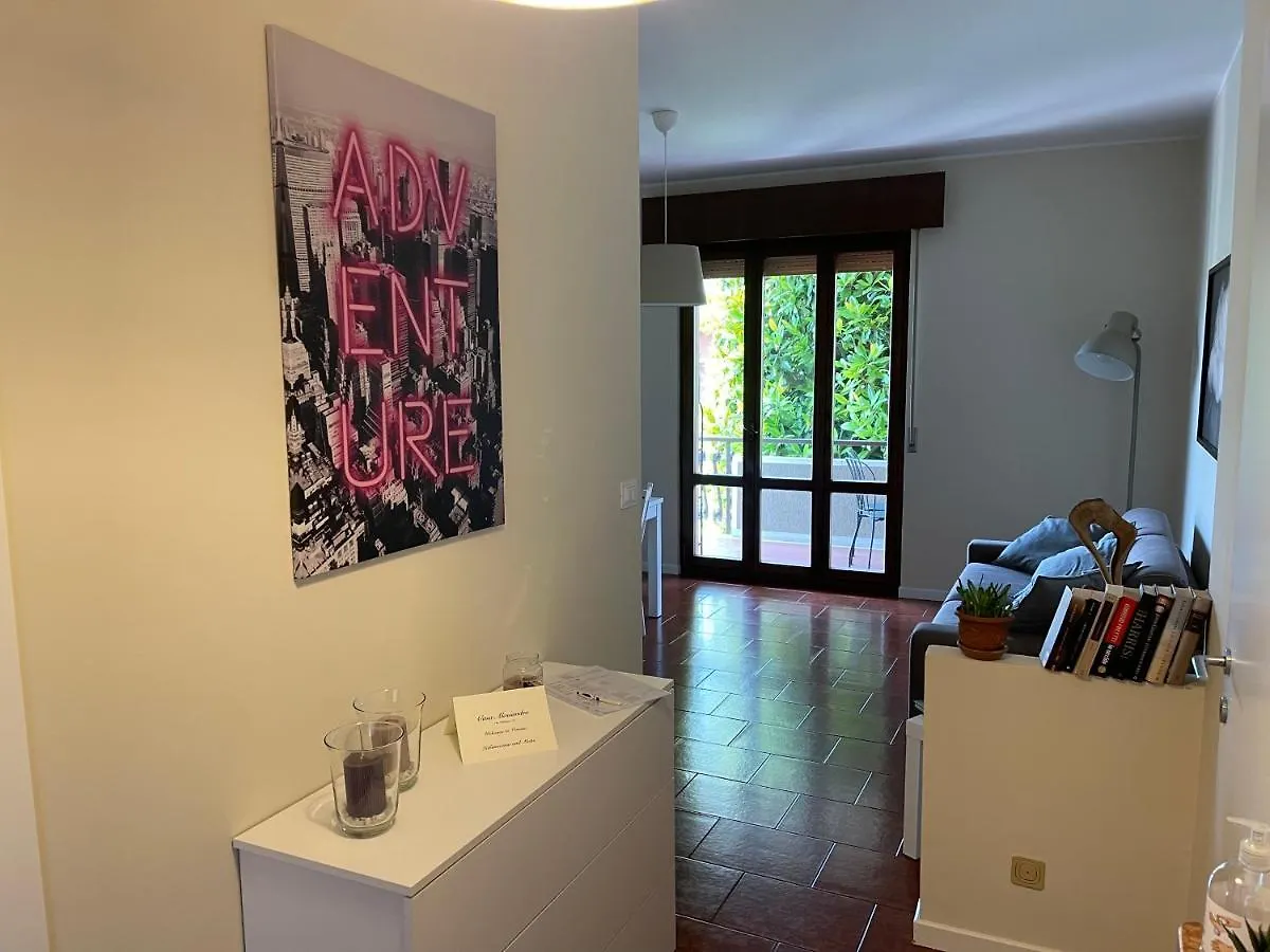 Casa Alessandra Werona 0*,